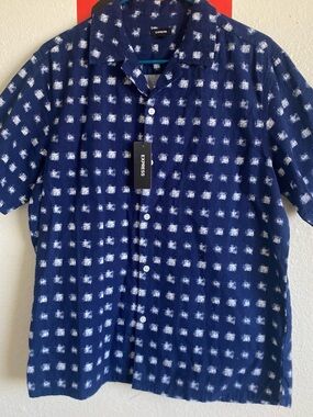 Express Men’s Button Down Shirt Casual Navy and White Short-Sleeve